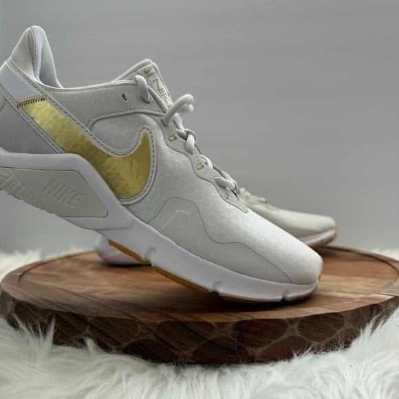Nike Legend Essential 2 White Running Shoes Women' Sz 10.5 White/Gold CQ9545-010 - Picture 7 of 12
